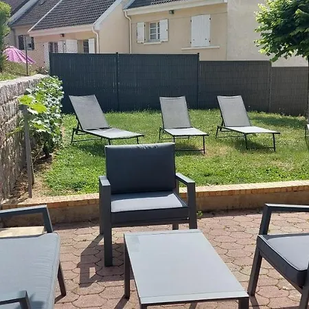Maison Au Coeur Du Vignoble Champenois Hotel