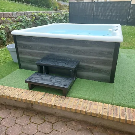 Hotel Maison Au Coeur Du Vignoble Champenois 3*